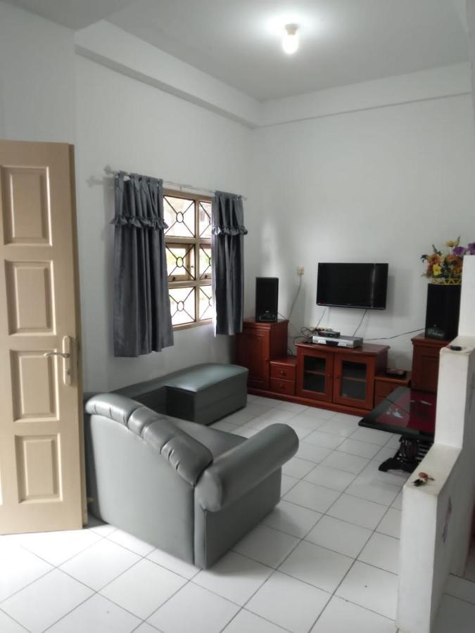 Villa Bukit Indah Berastagi Exteriér fotografie
